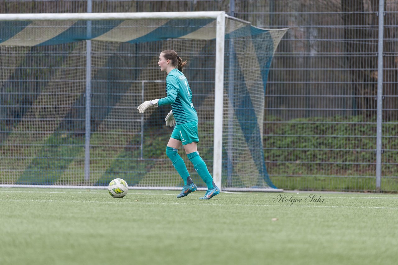 Bild 197 - F SSC Hagen Ahrensburg - SV Frisia Risum-Lindholm : Ergebnis: 1:2